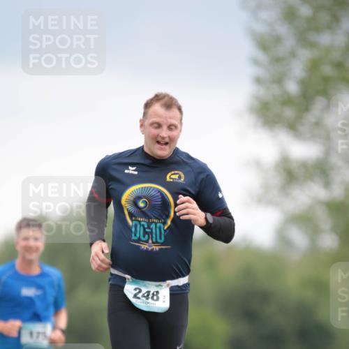 05.05.2024 - 7. Wedeler Halbmarathon H.Heesch http://msf.ph/oto/6224348 05.05.2024 11:14:40 Laufen 175, 10, 248 meine-sportfotos.de