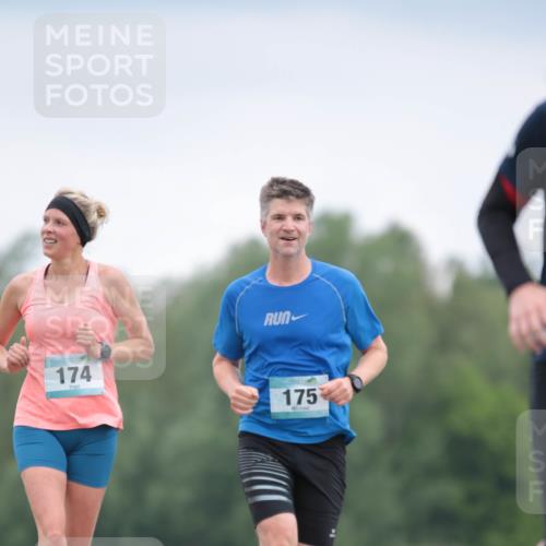 05.05.2024 - 7. Wedeler Halbmarathon H.Heesch http://msf.ph/oto/6224356 05.05.2024 11:14:42 Laufen 174, 175 meine-sportfotos.de