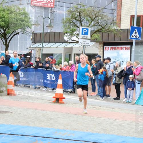 05.05.2024 - 7. Wedeler Halbmarathon Strokosch-Dieckow http://msf.ph/oto/6224388 05.05.2024 11:23:56 Ziel 64, 574 meine-sportfotos.de
