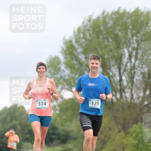 05.05.2024 - 7. Wedeler Halbmarathon H.Heesch http://msf.ph/oto/6224423 05.05.2024 11:14:45 Laufen 174, 175 meine-sportfotos.de