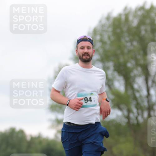 05.05.2024 - 7. Wedeler Halbmarathon H.Heesch http://msf.ph/oto/6224425 05.05.2024 11:22:23 Laufen 94, 46 meine-sportfotos.de