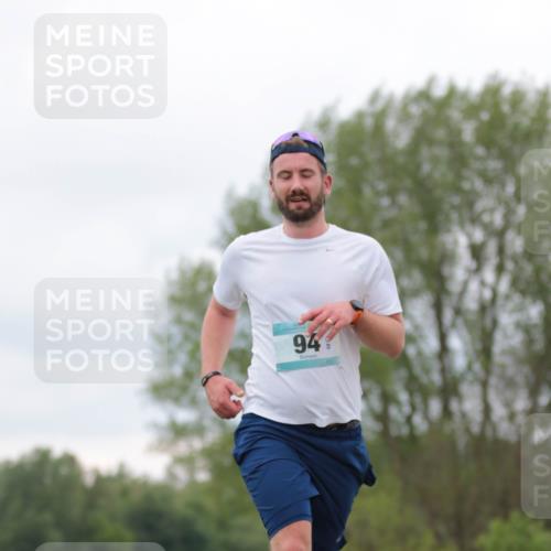05.05.2024 - 7. Wedeler Halbmarathon H.Heesch http://msf.ph/oto/6224429 05.05.2024 11:22:23 Laufen 94 meine-sportfotos.de