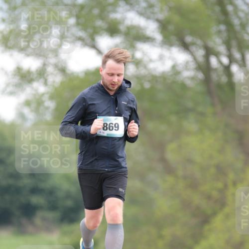 05.05.2024 - 7. Wedeler Halbmarathon H.Heesch http://msf.ph/oto/6224526 05.05.2024 11:14:56 Laufen 869, 16 meine-sportfotos.de