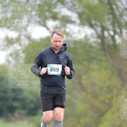 05.05.2024 - 7. Wedeler Halbmarathon H.Heesch http://msf.ph/oto/6224527 05.05.2024 11:14:56 Laufen 869, 16 meine-sportfotos.de