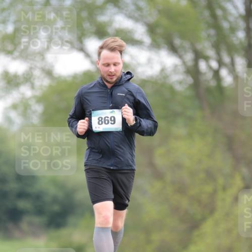 05.05.2024 - 7. Wedeler Halbmarathon H.Heesch http://msf.ph/oto/6224529 05.05.2024 11:14:56 Laufen 869, 16 meine-sportfotos.de