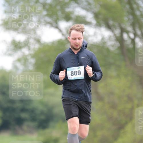 05.05.2024 - 7. Wedeler Halbmarathon H.Heesch http://msf.ph/oto/6224531 05.05.2024 11:14:56 Laufen 16, 869 meine-sportfotos.de