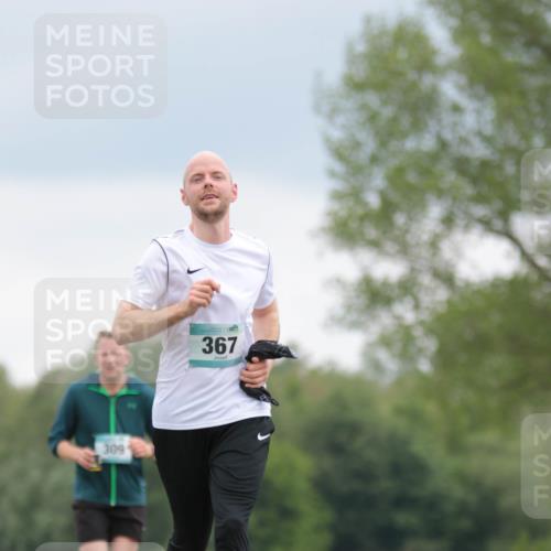 05.05.2024 - 7. Wedeler Halbmarathon H.Heesch http://msf.ph/oto/6224534 05.05.2024 11:14:57 Laufen 309, 367 meine-sportfotos.de