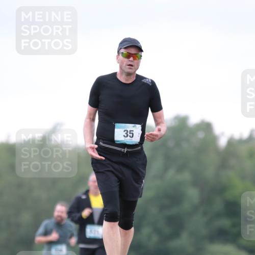 05.05.2024 - 7. Wedeler Halbmarathon H.Heesch http://msf.ph/oto/6224545 05.05.2024 11:22:38 Laufen 531, 35 meine-sportfotos.de