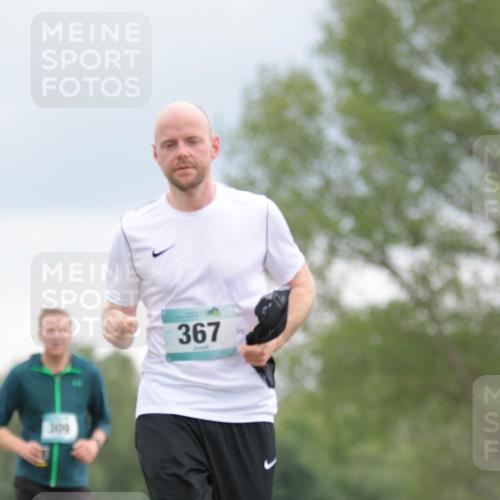 05.05.2024 - 7. Wedeler Halbmarathon H.Heesch http://msf.ph/oto/6224553 05.05.2024 11:14:58 Laufen 309, 367 meine-sportfotos.de