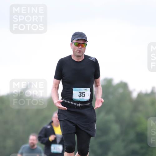 05.05.2024 - 7. Wedeler Halbmarathon H.Heesch http://msf.ph/oto/6224555 05.05.2024 11:22:38 Laufen 531, 35 meine-sportfotos.de