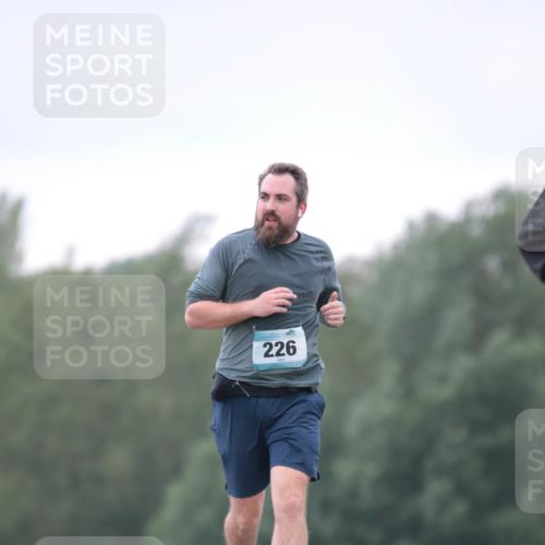 05.05.2024 - 7. Wedeler Halbmarathon H.Heesch http://msf.ph/oto/6224579 05.05.2024 11:22:43 Laufen 226 meine-sportfotos.de