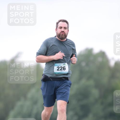05.05.2024 - 7. Wedeler Halbmarathon H.Heesch http://msf.ph/oto/6224587 05.05.2024 11:22:44 Laufen 226 meine-sportfotos.de
