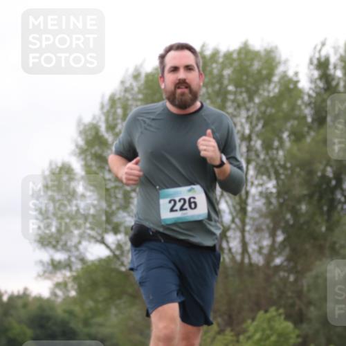 05.05.2024 - 7. Wedeler Halbmarathon H.Heesch http://msf.ph/oto/6224597 05.05.2024 11:22:49 Laufen 226 meine-sportfotos.de
