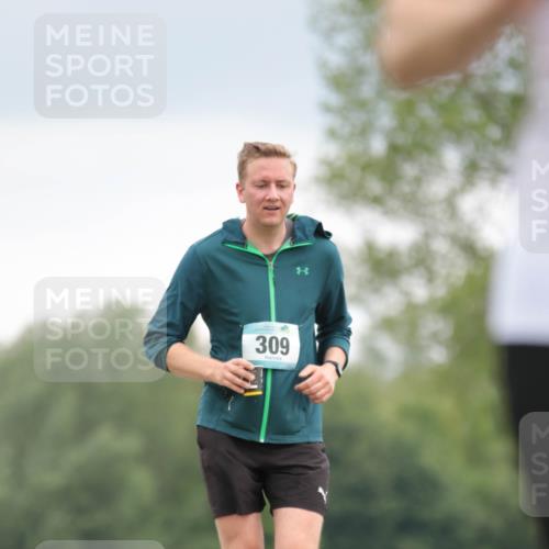 05.05.2024 - 7. Wedeler Halbmarathon H.Heesch http://msf.ph/oto/6224603 05.05.2024 11:15:00 Laufen 309 meine-sportfotos.de