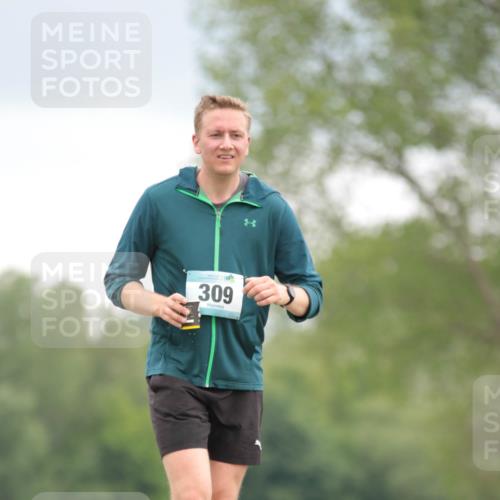 05.05.2024 - 7. Wedeler Halbmarathon H.Heesch http://msf.ph/oto/6224609 05.05.2024 11:15:00 Laufen 309 meine-sportfotos.de
