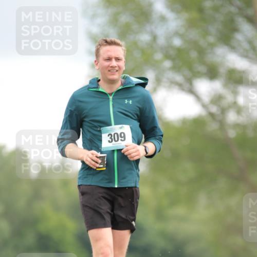 05.05.2024 - 7. Wedeler Halbmarathon H.Heesch http://msf.ph/oto/6224616 05.05.2024 11:15:01 Laufen 309 meine-sportfotos.de