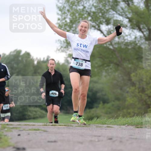 05.05.2024 - 7. Wedeler Halbmarathon H.Heesch http://msf.ph/oto/6224643 05.05.2024 11:23:08 Laufen 318, 429, 738 meine-sportfotos.de