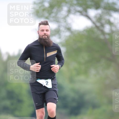 05.05.2024 - 7. Wedeler Halbmarathon H.Heesch http://msf.ph/oto/6224665 05.05.2024 11:15:20 Laufen 22, 2 meine-sportfotos.de