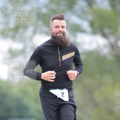 05.05.2024 - 7. Wedeler Halbmarathon H.Heesch http://msf.ph/oto/6224675 05.05.2024 11:15:22 Laufen 2 meine-sportfotos.de