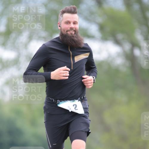 05.05.2024 - 7. Wedeler Halbmarathon H.Heesch http://msf.ph/oto/6224676 05.05.2024 11:15:22 Laufen 22, 2 meine-sportfotos.de