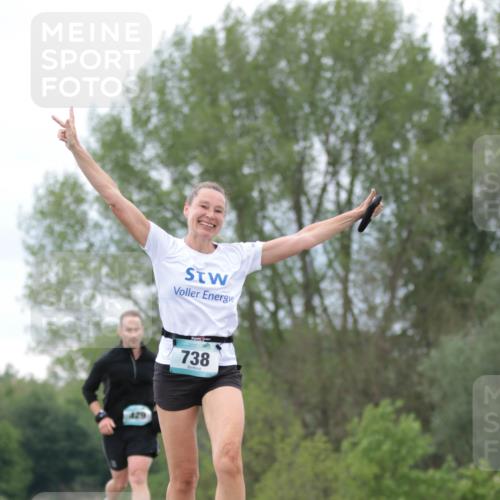05.05.2024 - 7. Wedeler Halbmarathon H.Heesch http://msf.ph/oto/6224689 05.05.2024 11:23:11 Laufen 429, 738 meine-sportfotos.de