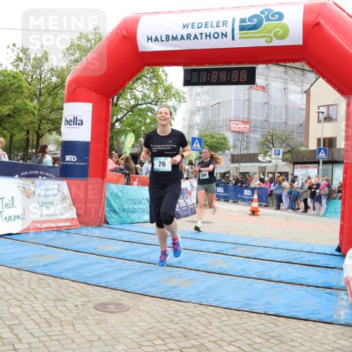05.05.2024 - 7. Wedeler Halbmarathon Strokosch-Dieckow http://msf.ph/oto/6224726 05.05.2024 11:24:36 Ziel 76, 389 meine-sportfotos.de