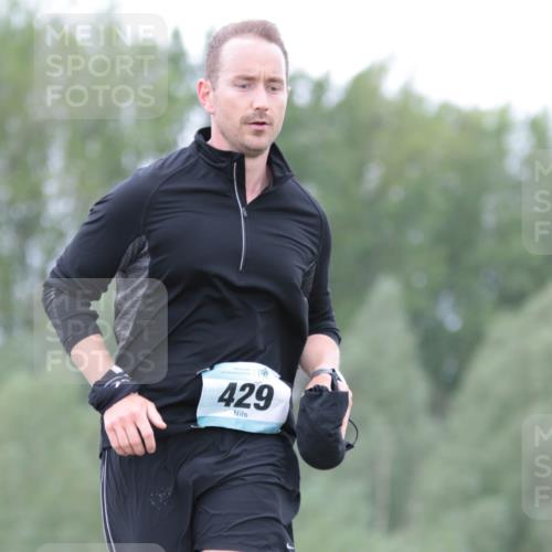 05.05.2024 - 7. Wedeler Halbmarathon H.Heesch http://msf.ph/oto/6224733 05.05.2024 11:23:15 Laufen 429 meine-sportfotos.de