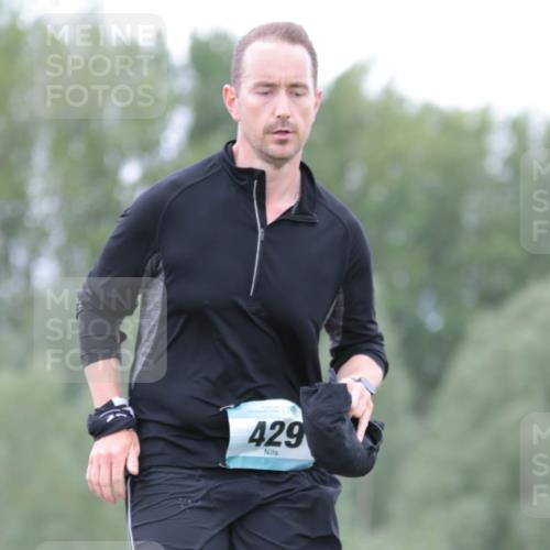 05.05.2024 - 7. Wedeler Halbmarathon H.Heesch http://msf.ph/oto/6224734 05.05.2024 11:23:15 Laufen 429 meine-sportfotos.de
