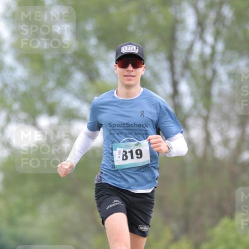05.05.2024 - 7. Wedeler Halbmarathon H.Heesch http://msf.ph/oto/6224756 05.05.2024 11:15:28 Laufen 105, 819 meine-sportfotos.de