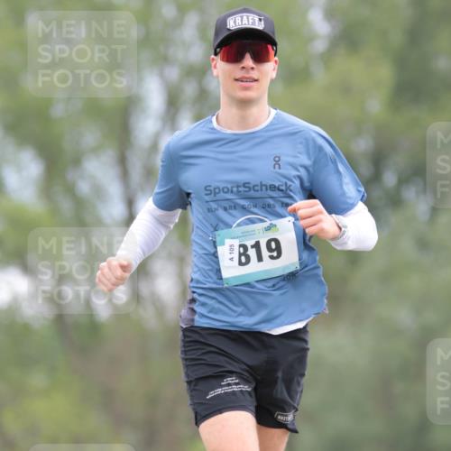 05.05.2024 - 7. Wedeler Halbmarathon H.Heesch http://msf.ph/oto/6224765 05.05.2024 11:15:29 Laufen 1, 819 meine-sportfotos.de