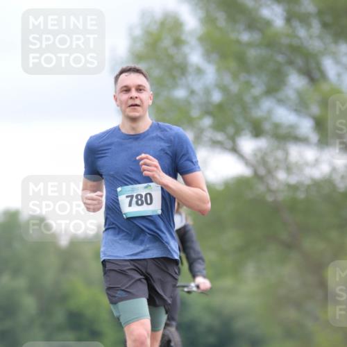05.05.2024 - 7. Wedeler Halbmarathon H.Heesch http://msf.ph/oto/6224780 05.05.2024 11:15:31 Laufen 780 meine-sportfotos.de
