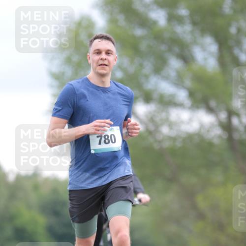 05.05.2024 - 7. Wedeler Halbmarathon H.Heesch http://msf.ph/oto/6224788 05.05.2024 11:15:31 Laufen 780 meine-sportfotos.de