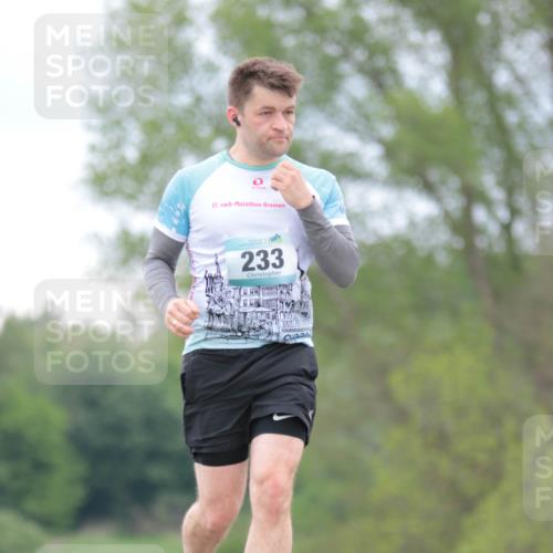 05.05.2024 - 7. Wedeler Halbmarathon H.Heesch http://msf.ph/oto/6224868 05.05.2024 11:23:26 Laufen 17, 233 meine-sportfotos.de
