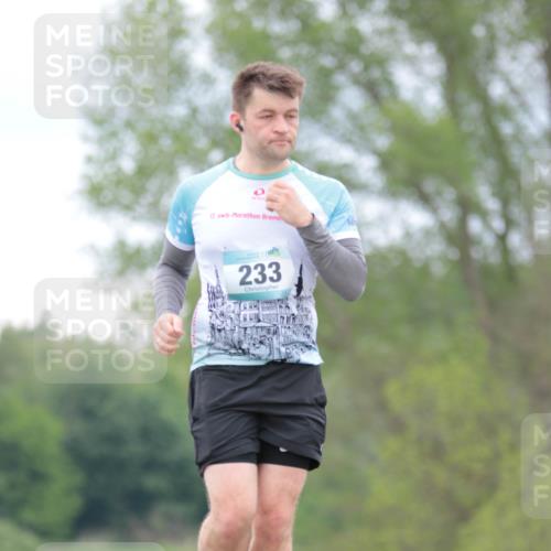 05.05.2024 - 7. Wedeler Halbmarathon H.Heesch http://msf.ph/oto/6224872 05.05.2024 11:23:26 Laufen 17, 233 meine-sportfotos.de