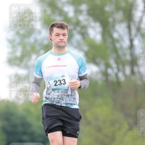 05.05.2024 - 7. Wedeler Halbmarathon H.Heesch http://msf.ph/oto/6224879 05.05.2024 11:23:26 Laufen 0, 22, 17, 56, 233 meine-sportfotos.de
