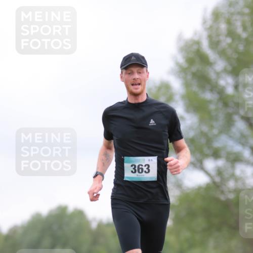 05.05.2024 - 7. Wedeler Halbmarathon H.Heesch http://msf.ph/oto/6224909 05.05.2024 11:16:06 Laufen 363, 8 meine-sportfotos.de