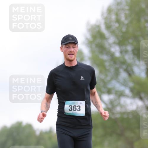 05.05.2024 - 7. Wedeler Halbmarathon H.Heesch http://msf.ph/oto/6224911 05.05.2024 11:16:07 Laufen 8, 363 meine-sportfotos.de