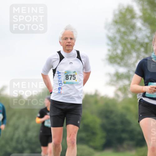 05.05.2024 - 7. Wedeler Halbmarathon H.Heesch http://msf.ph/oto/6224969 05.05.2024 11:23:32 Laufen 875 meine-sportfotos.de
