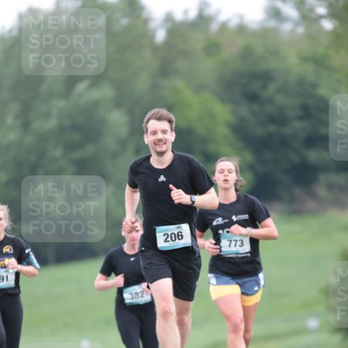 05.05.2024 - 7. Wedeler Halbmarathon H.Heesch http://msf.ph/oto/6224994 05.05.2024 11:16:47 Laufen 91, 382, 206, 773 meine-sportfotos.de