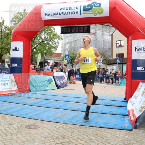 05.05.2024 - 7. Wedeler Halbmarathon Strokosch-Dieckow http://msf.ph/oto/6225020 05.05.2024 11:24:59 Ziel 281, 776 meine-sportfotos.de