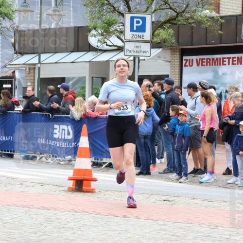 05.05.2024 - 7. Wedeler Halbmarathon Strokosch-Dieckow http://msf.ph/oto/6225128 05.05.2024 11:26:12 Ziel 411, 533 meine-sportfotos.de