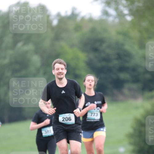 05.05.2024 - 7. Wedeler Halbmarathon H.Heesch http://msf.ph/oto/6225133 05.05.2024 11:16:47 Laufen 382, 206, 773 meine-sportfotos.de