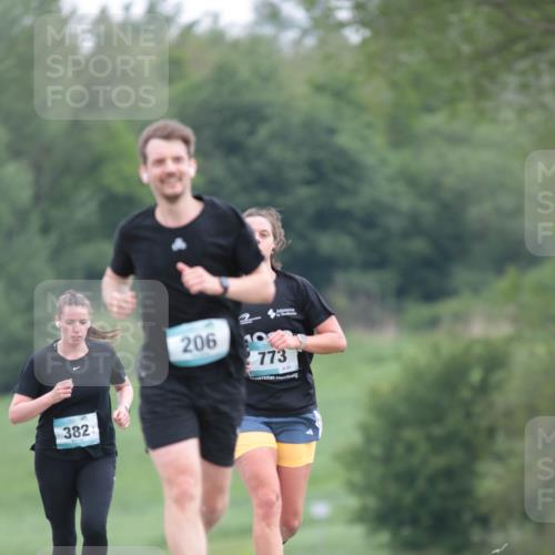 05.05.2024 - 7. Wedeler Halbmarathon H.Heesch http://msf.ph/oto/6225137 05.05.2024 11:16:48 Laufen 382, 206, 773, 92 meine-sportfotos.de