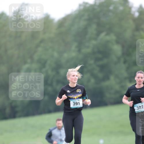 05.05.2024 - 7. Wedeler Halbmarathon H.Heesch http://msf.ph/oto/6225141 05.05.2024 11:16:49 Laufen 391, 382 meine-sportfotos.de