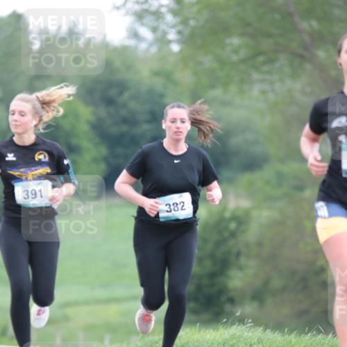 05.05.2024 - 7. Wedeler Halbmarathon H.Heesch http://msf.ph/oto/6225205 05.05.2024 11:16:52 Laufen 391, 382 meine-sportfotos.de
