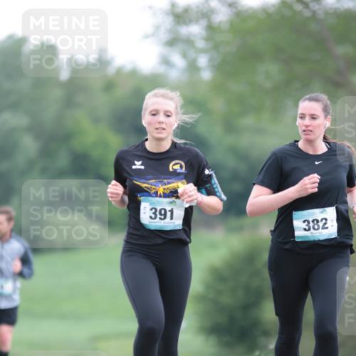 05.05.2024 - 7. Wedeler Halbmarathon H.Heesch http://msf.ph/oto/6225219 05.05.2024 11:16:53 Laufen 391, 382 meine-sportfotos.de