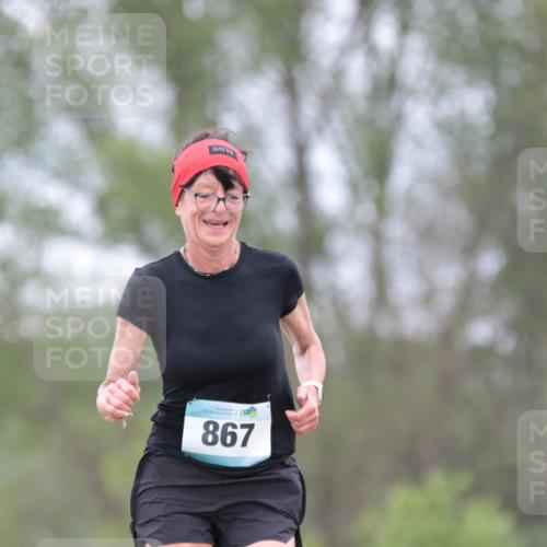 05.05.2024 - 7. Wedeler Halbmarathon H.Heesch http://msf.ph/oto/6225223 05.05.2024 11:24:26 Laufen 867 meine-sportfotos.de
