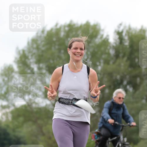 05.05.2024 - 7. Wedeler Halbmarathon H.Heesch http://msf.ph/oto/6225337 05.05.2024 11:25:24 Laufen  meine-sportfotos.de