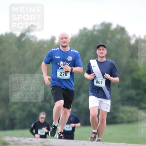 05.05.2024 - 7. Wedeler Halbmarathon H.Heesch http://msf.ph/oto/6225355 05.05.2024 11:25:29 Laufen 270, 861 meine-sportfotos.de