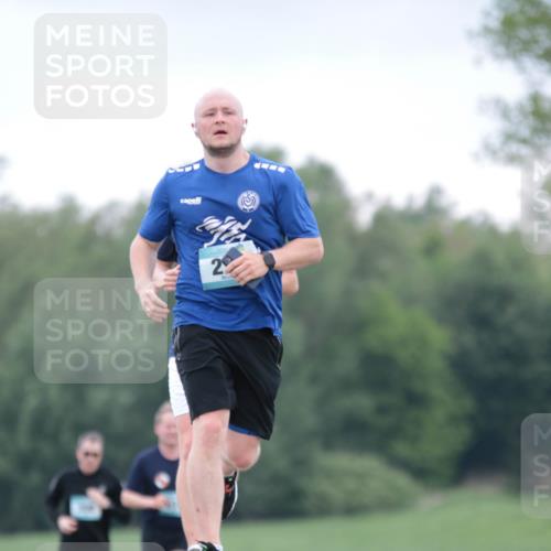 05.05.2024 - 7. Wedeler Halbmarathon H.Heesch http://msf.ph/oto/6225366 05.05.2024 11:25:30 Laufen 2 meine-sportfotos.de